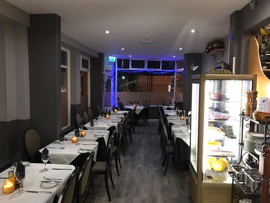 Barros' Tropical Bistro